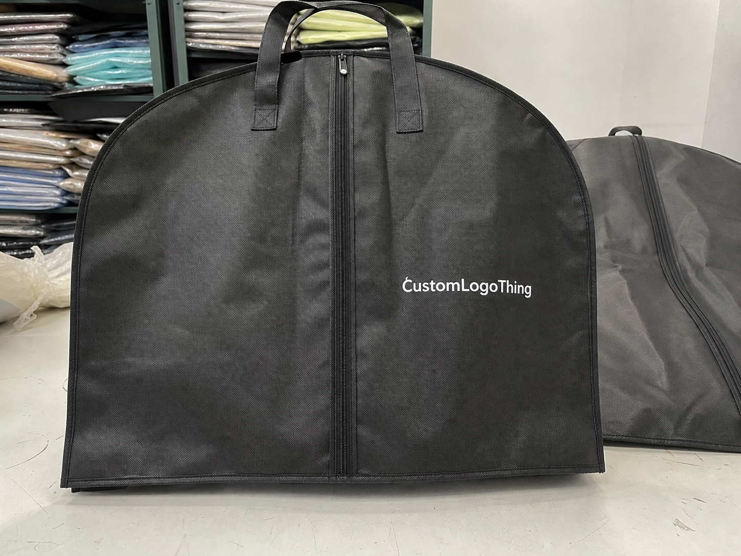 Custom Garment Bags for Bulk Orders: Specs and Pricing