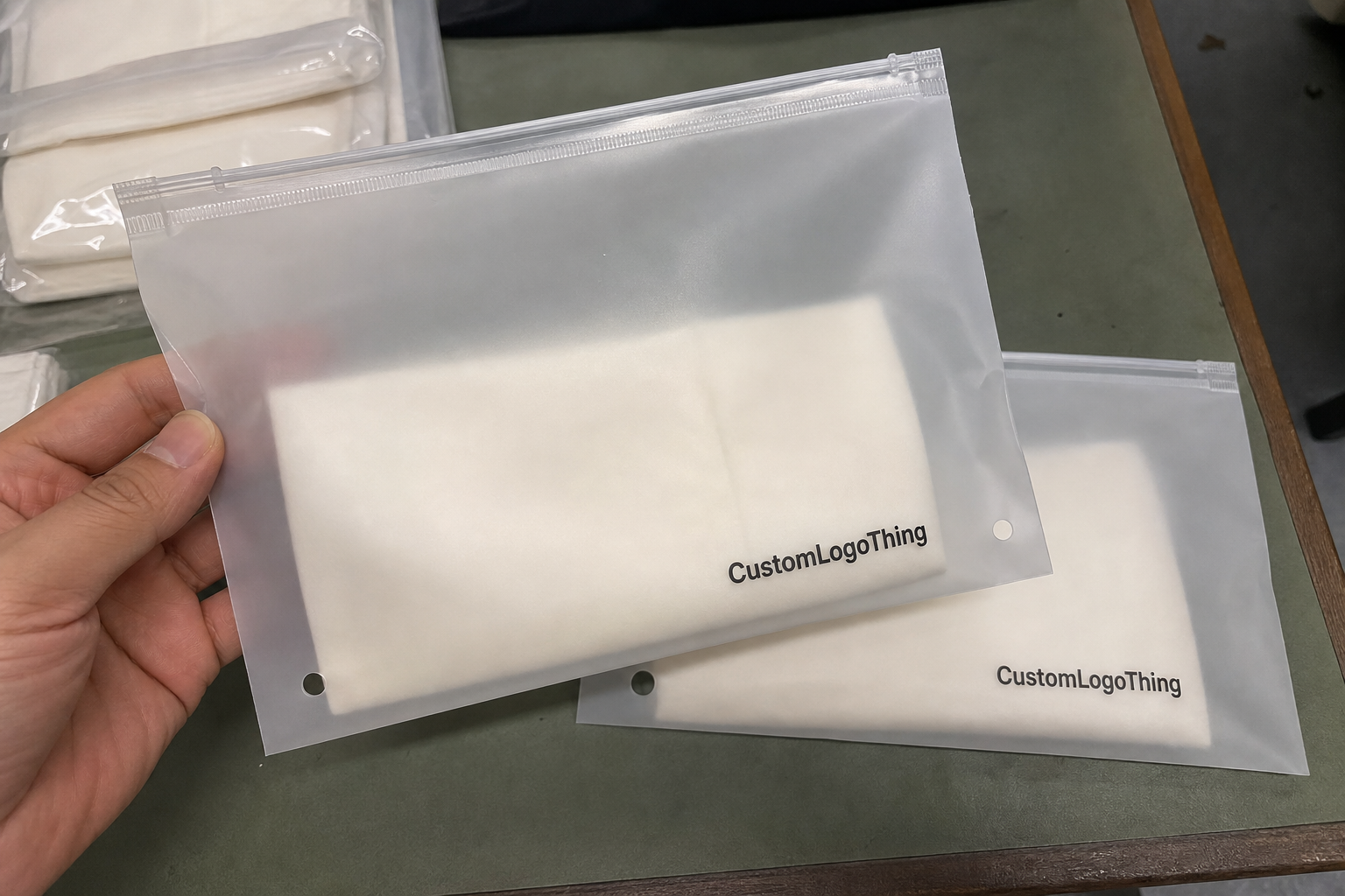 Cosmetics Frosted Zipper Bags Packaging Insert Checklist