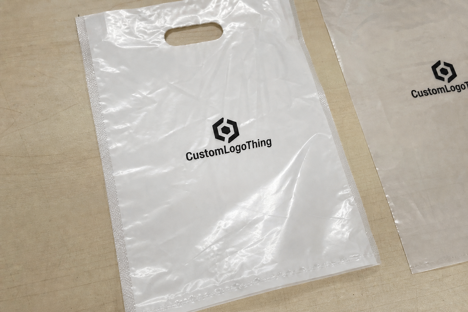 How to Choose a Custom Poly Bag Supplier for Retail Buyers