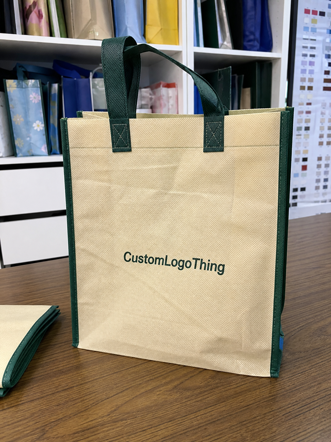 Custom Printed Reusable Grocery Bags: How to Order Right