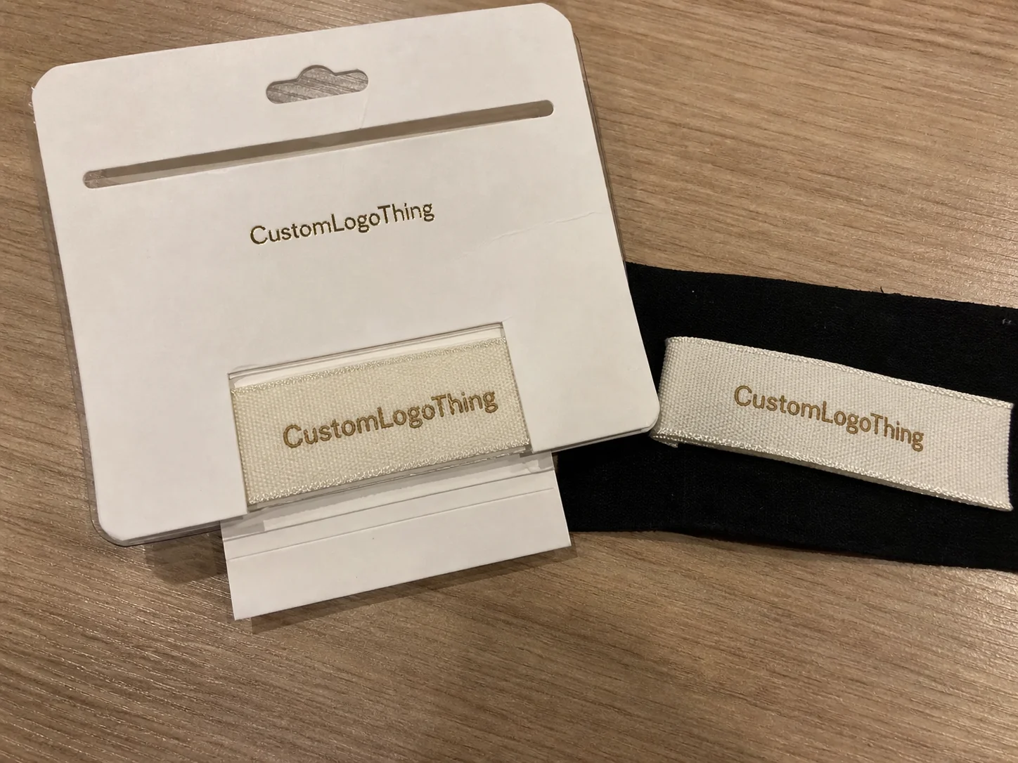 Custom Labels for Bags: Buyer's Guide to Specs & Pricing