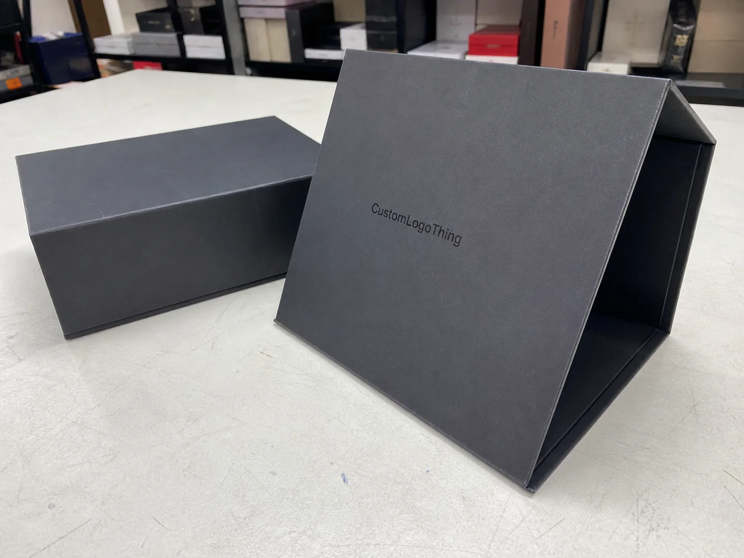 Custom Magnetic Boxes: Buyer's Guide for Specs and Quotes