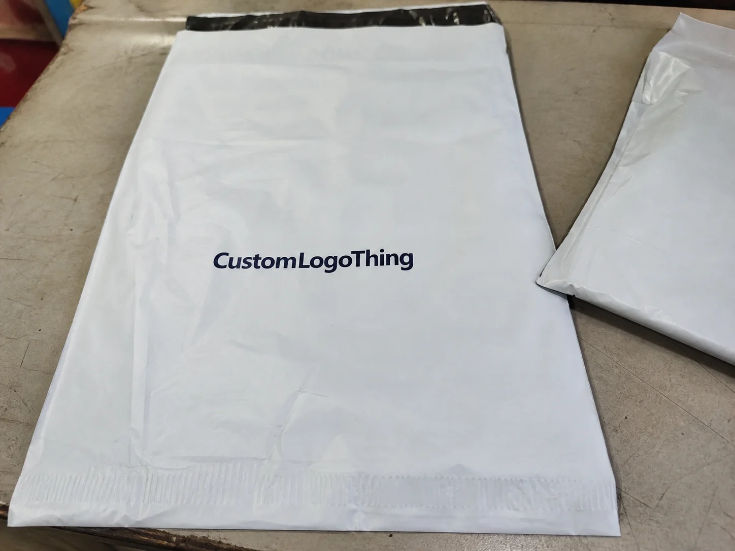 Branded Shipping Bags: How to Choose the Right Supplier