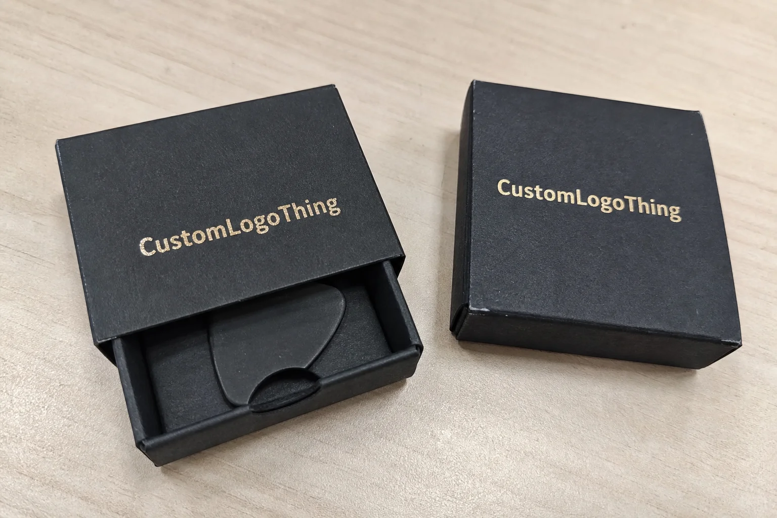 Custom Guitar Pick Box Design That Helps You Sell More