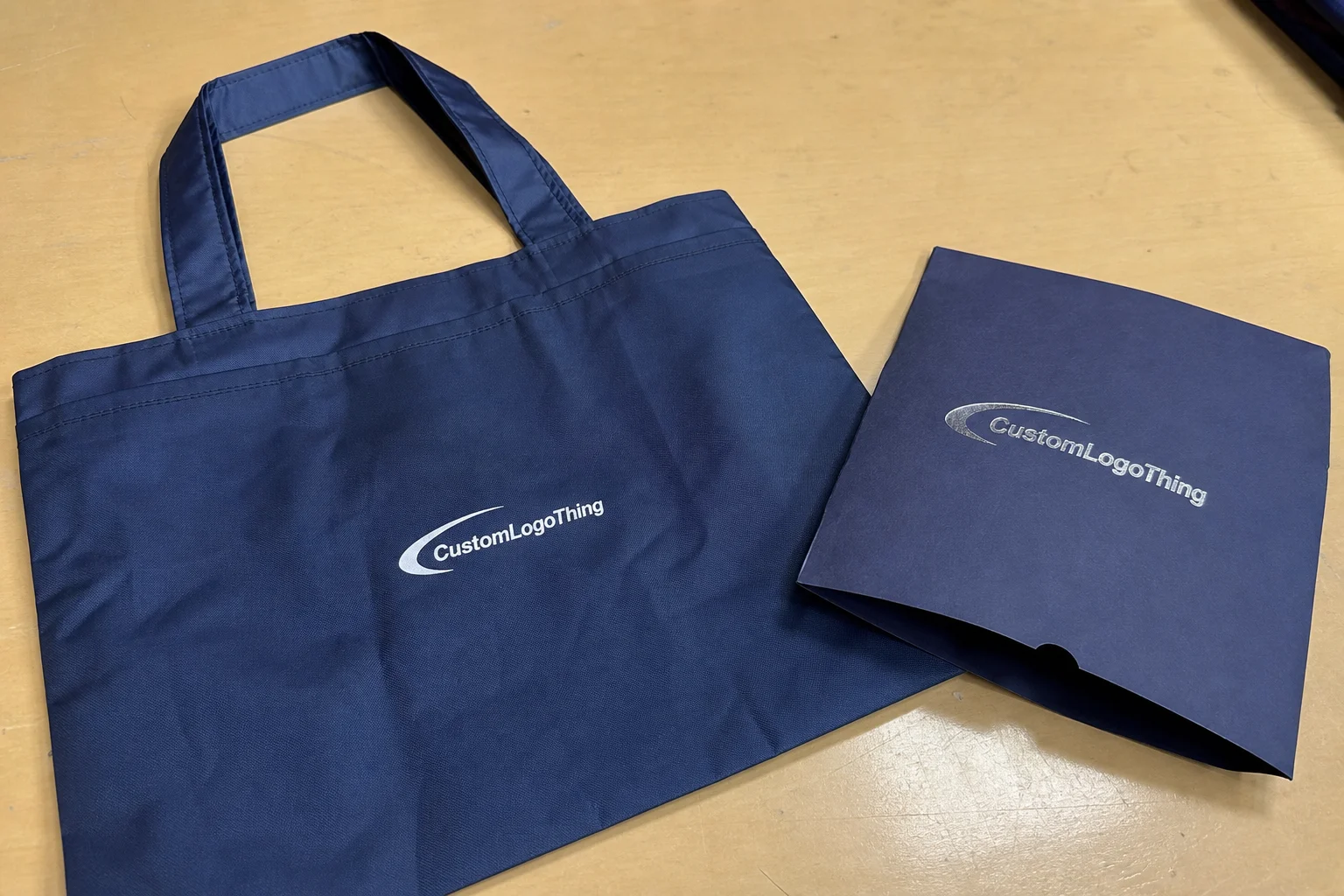 Personalized Nylon Tote Bags: Bulk Buying Guide for Brands