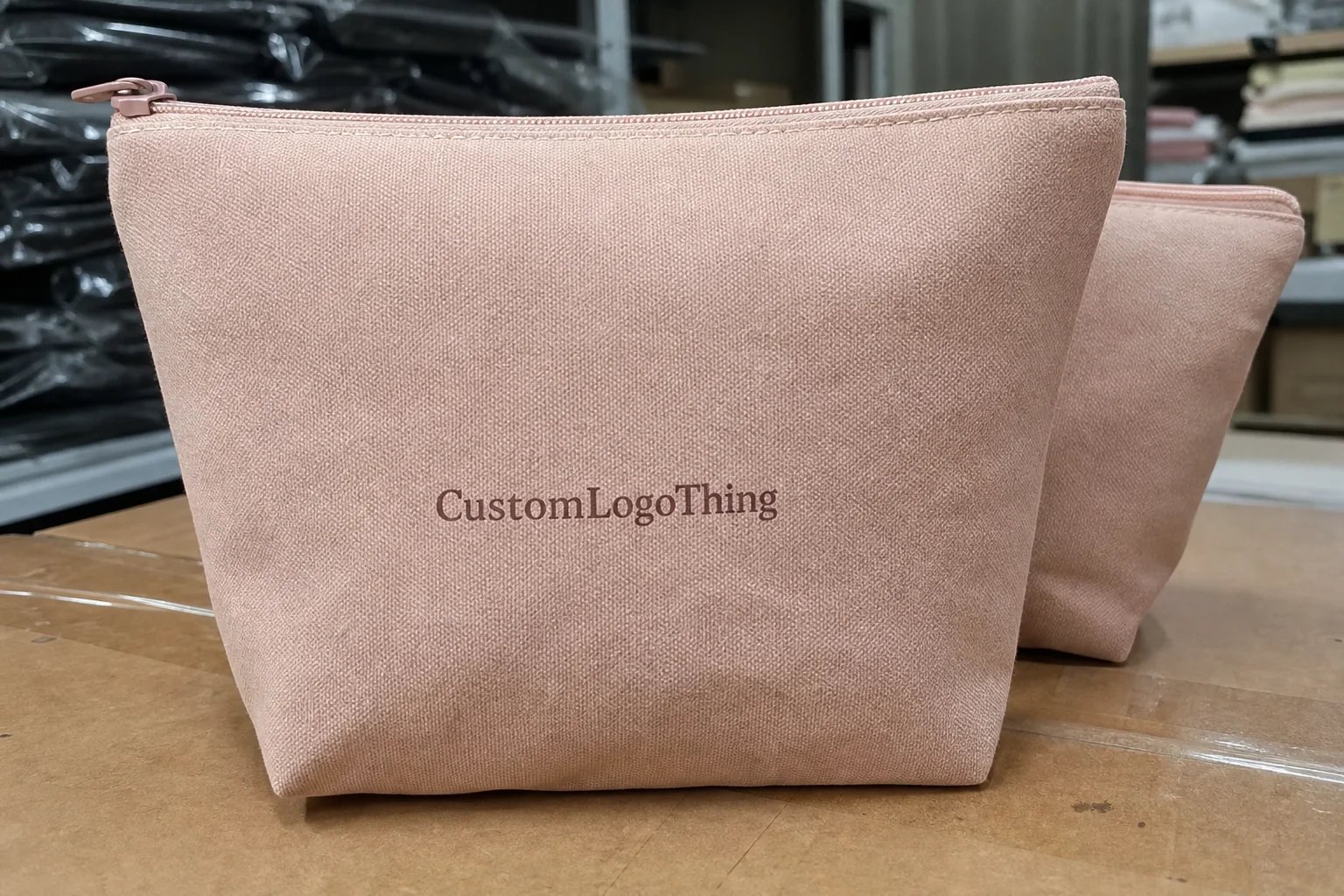 Personalized Makeup Bags for Bridesmaids: Bulk Buying