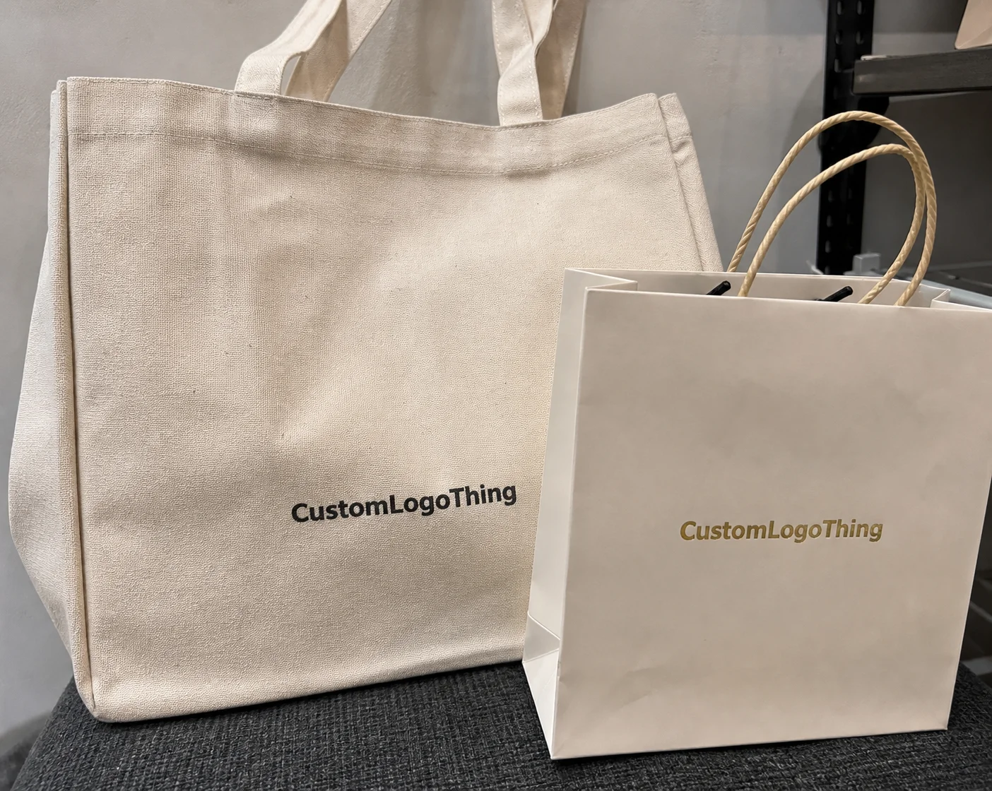 Personalized Waterproof Beach Bags: What Buyers Need to Know