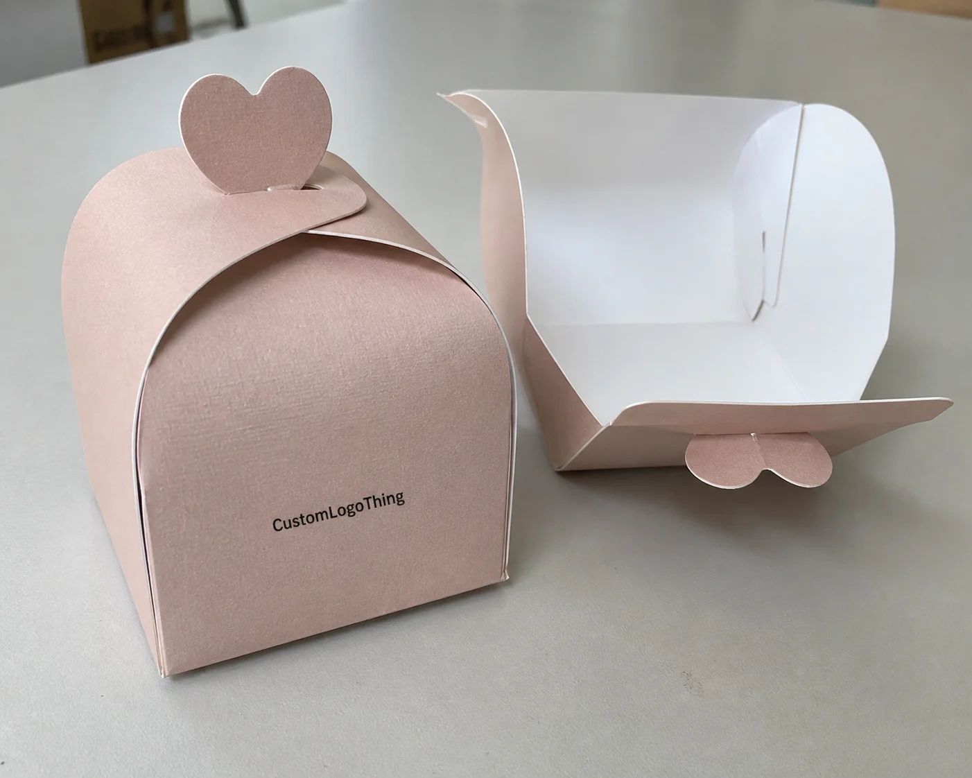 Personalized Treat Boxes: How to Order the Right Fit