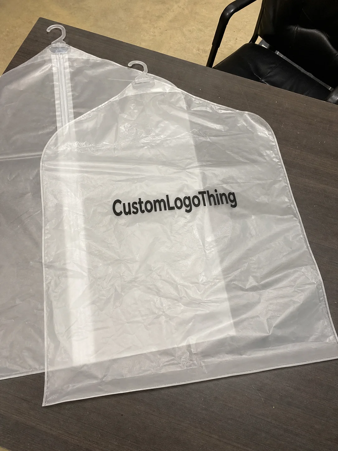 Custom Plastic Garment Bags Unit Cost for Ecommerce Buyers