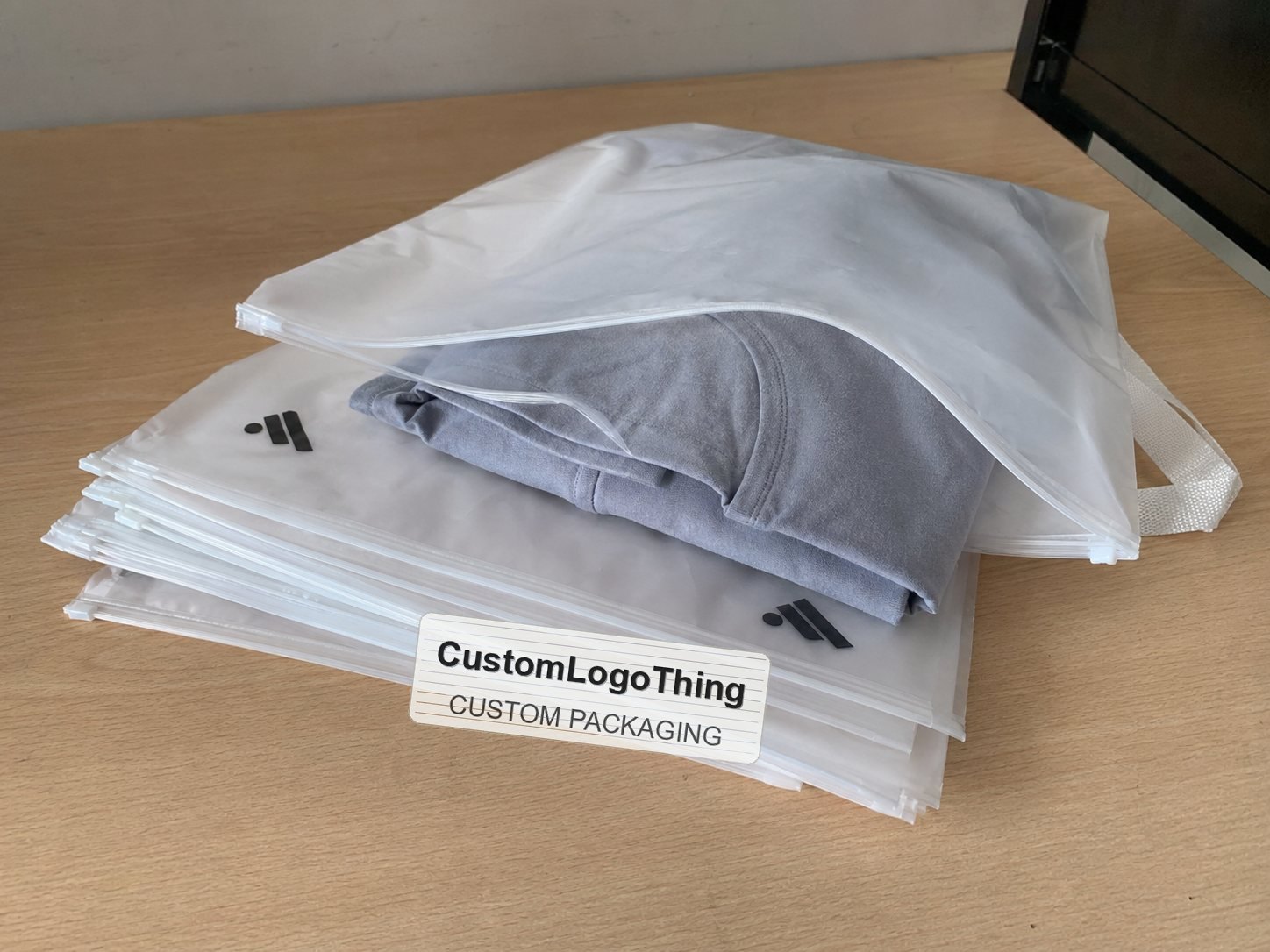 Custom Frosted Zipper Apparel Packaging Bags